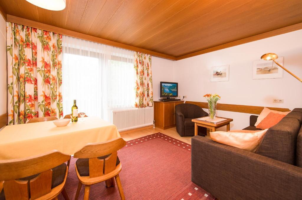 Gaestehaus Haffner Zell am See Rom bilde