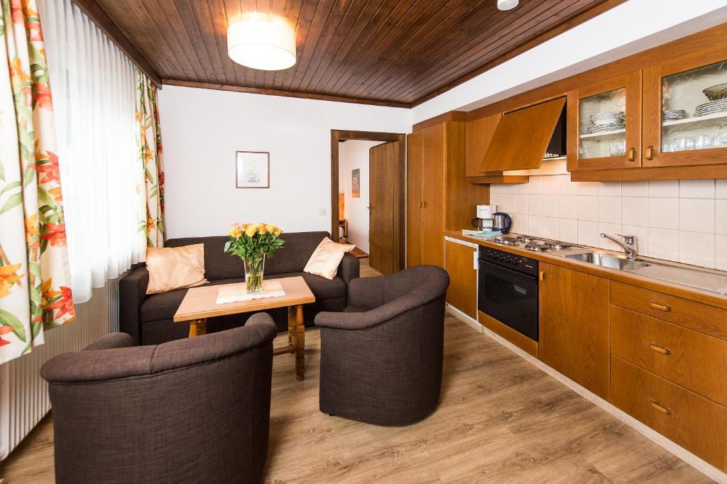 Gaestehaus Haffner Zell am See Rom bilde